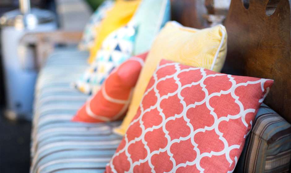 Where to Find Outdoor Furniture Cushion Covers and Throw Pillows