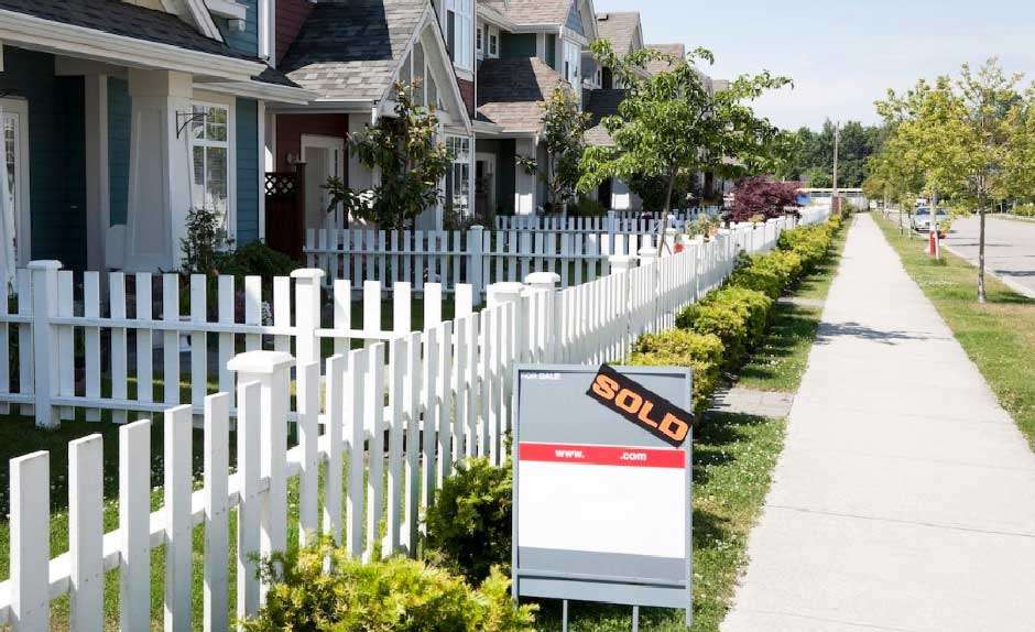 15 Tips for Selling a House for Cash