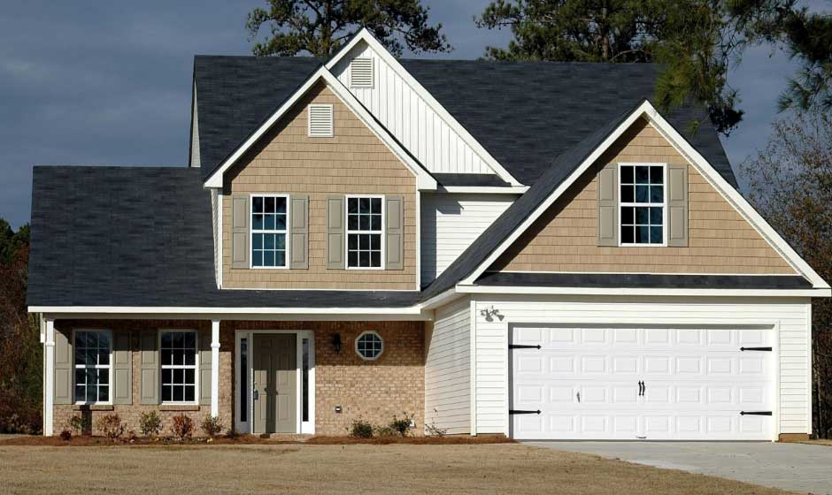 How to Blend New Siding With Old Shutters for a Unified Farmhouse Trim