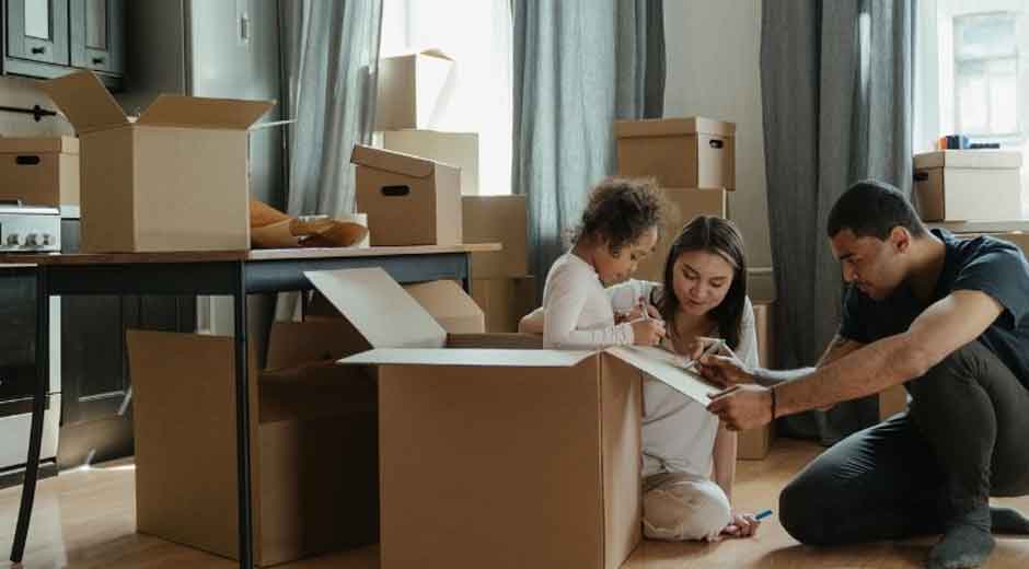 The Complete Beginner's Guide to International Moving