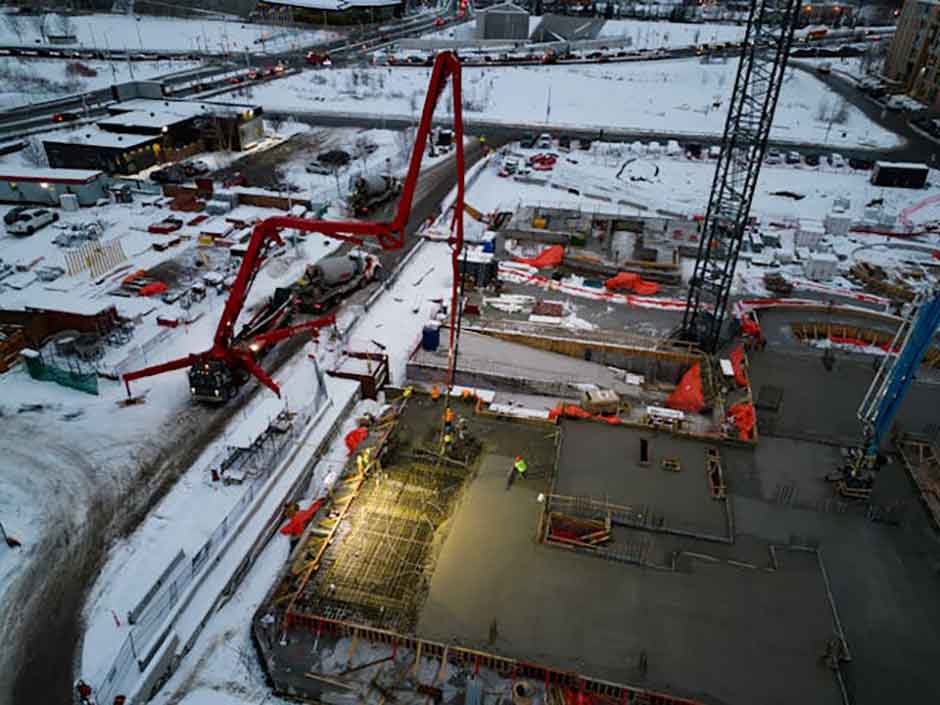 The-Ultimate-Guide-to-Preventing-Downtime-in-Material-Handling-Operations
