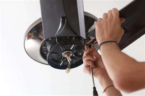 which-direction-should-a-ceiling-fan-spin-in-autum-4